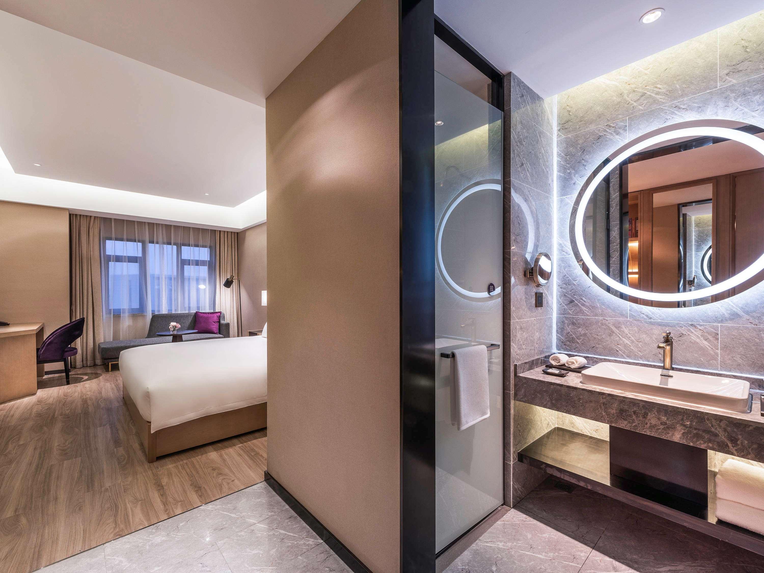 Mercure Shanghai Jiuting Eksteriør billede