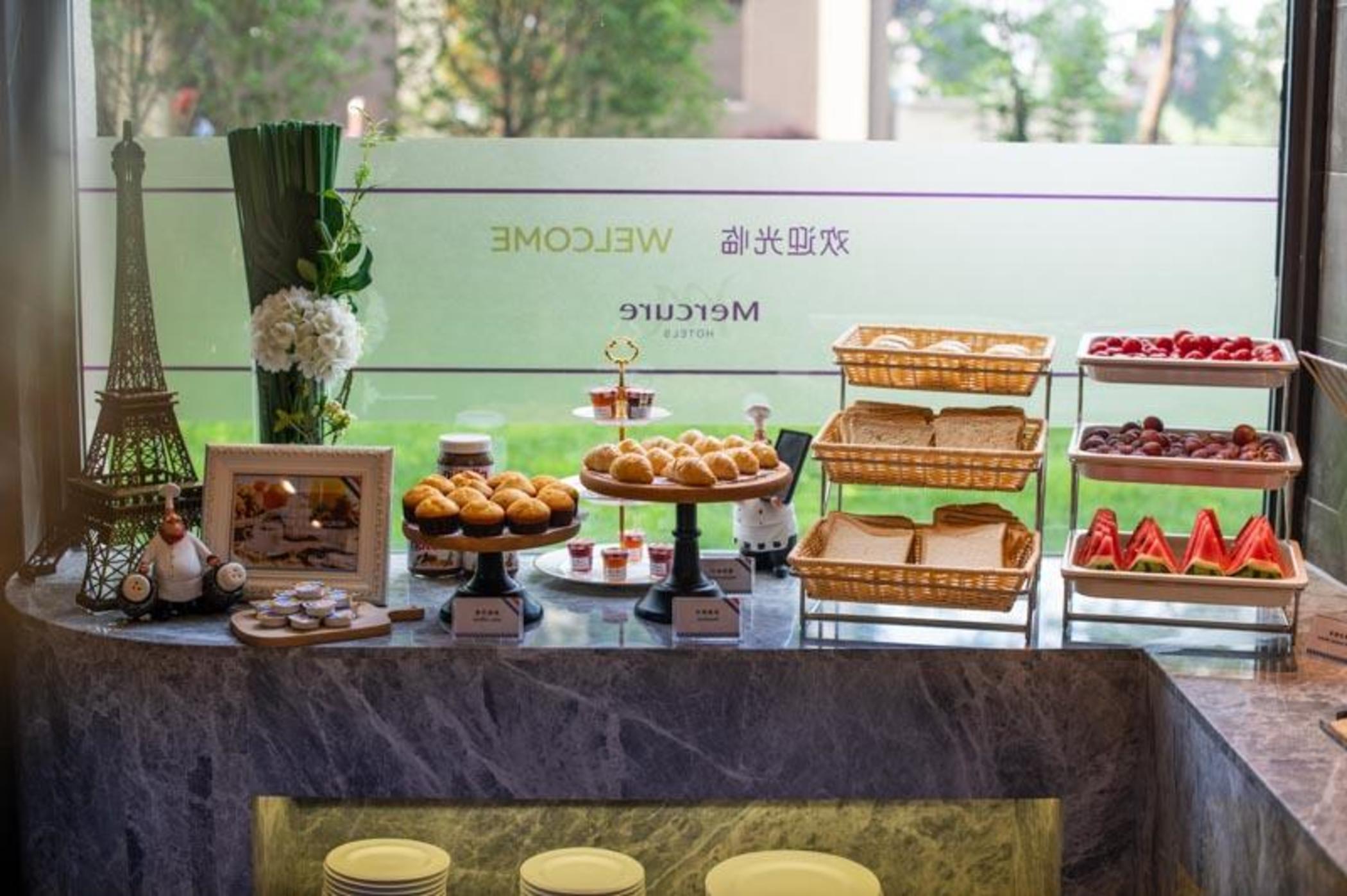 Mercure Shanghai Jiuting Eksteriør billede